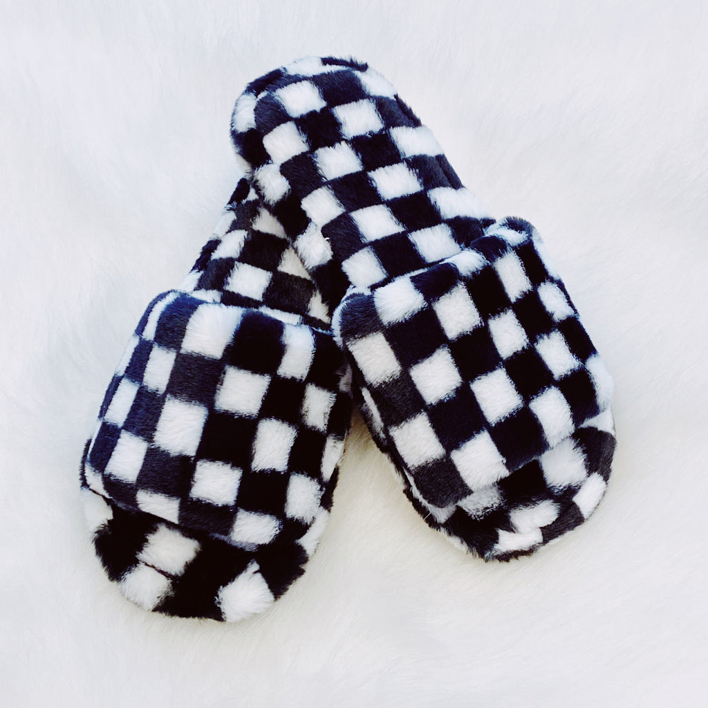 Luxe Lounge Checker Cozy Slippers | Open Toe Non-Slip Women's Slippers