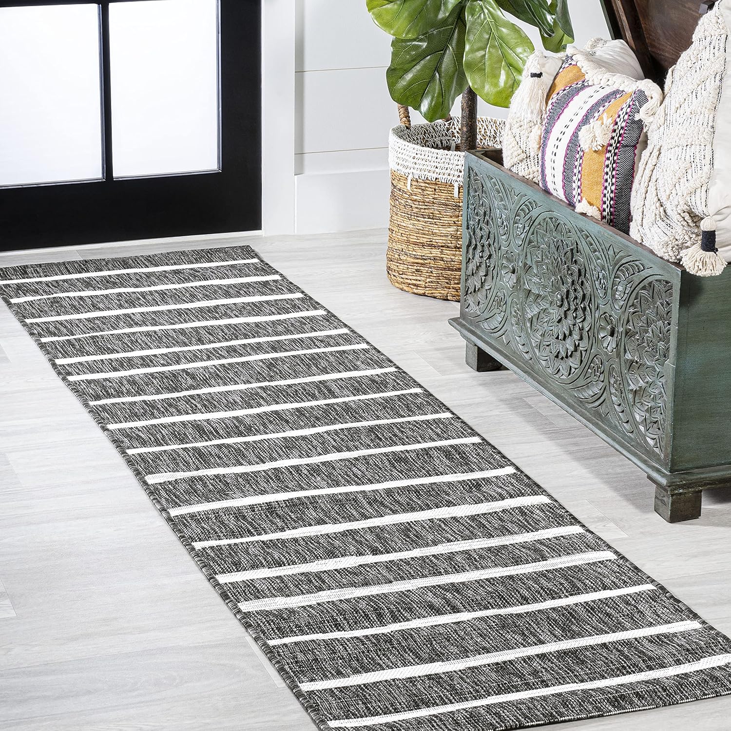 JONATHAN Y Berber Stripe Indoor/Outdoor Area Rug 5x8 – Blue & Ivory