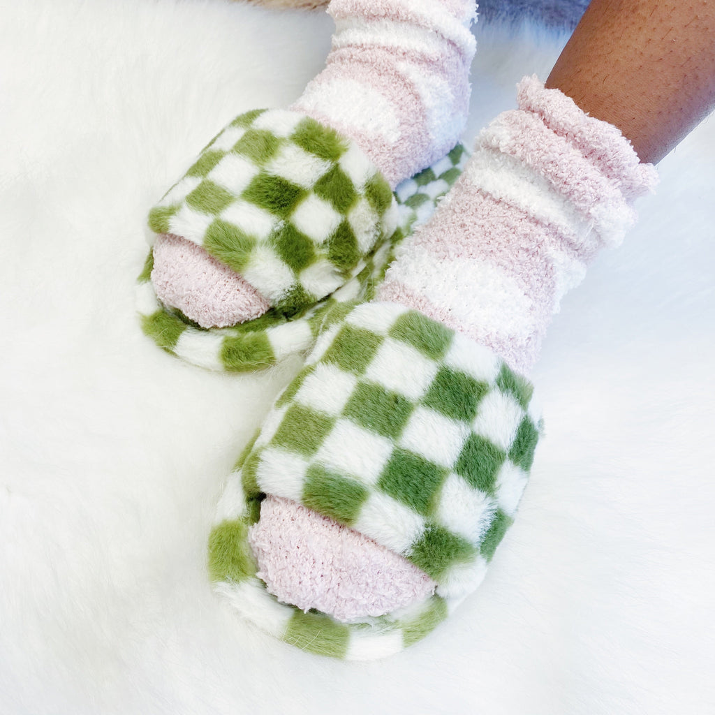 Luxe Lounge Checker Cozy Slippers | Open Toe Non-Slip Women's Slippers