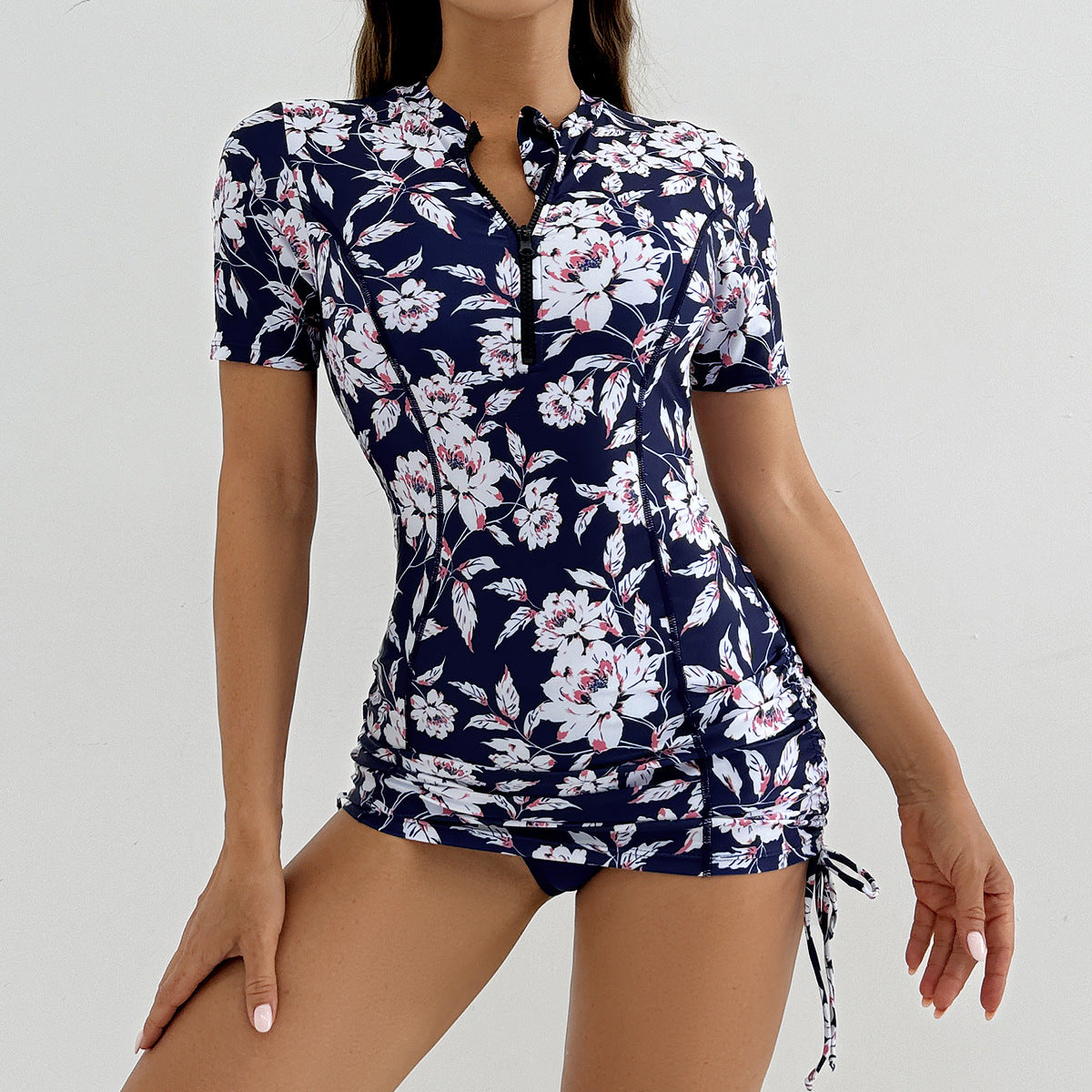 Printed short sleeved women's sports suit