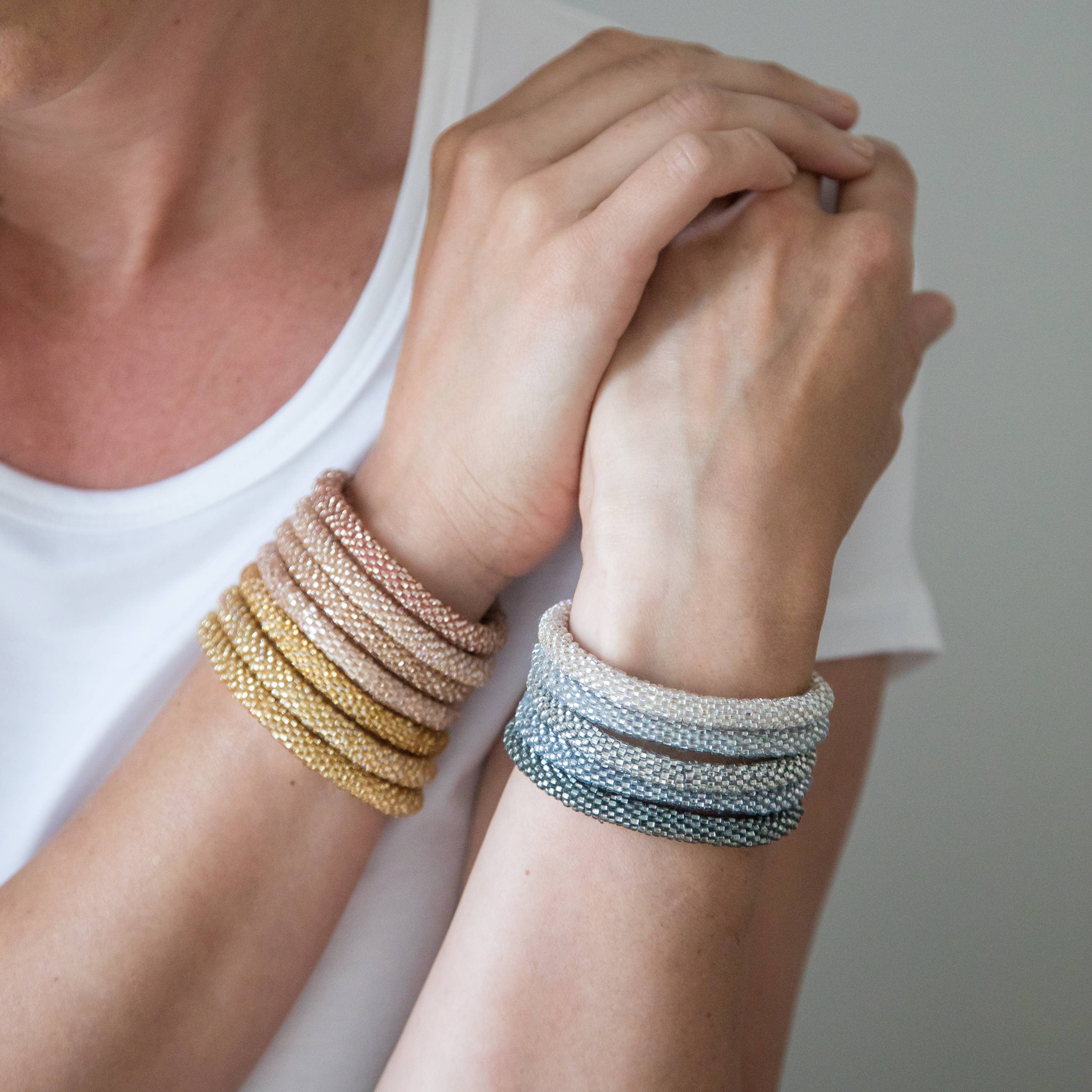 Roll-On® Bracelet – Handcrafted Nepal Bracelet | Glass Beads & Hand-Dyed Cotton