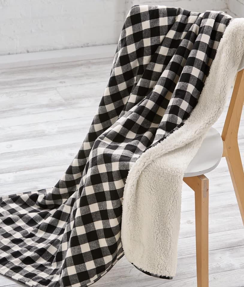 Chunky Fringe Sherpa Throw Blanket | Ultra-Soft Fleece Mink 52" x 72"