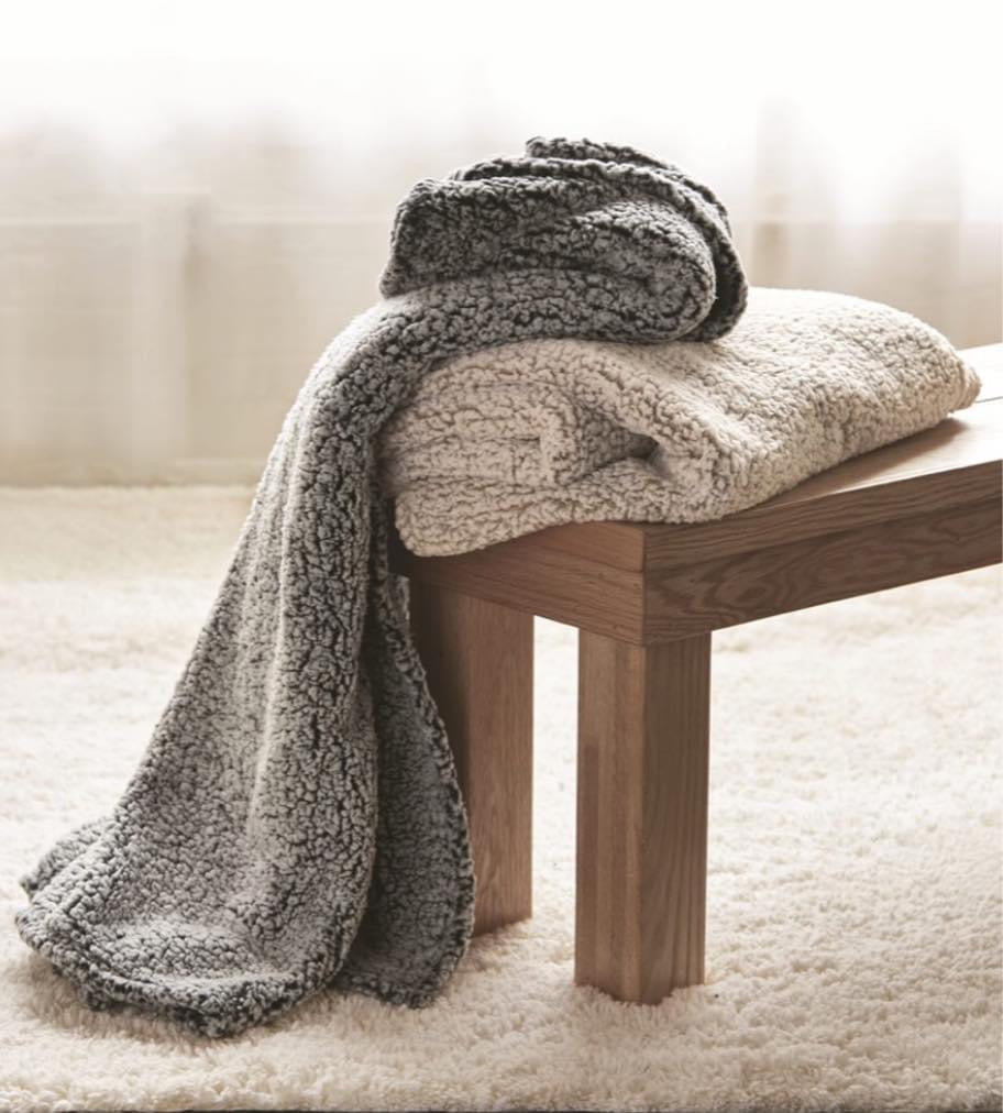 Chunky Fringe Sherpa Throw Blanket | Ultra-Soft Fleece Mink 52" x 72"