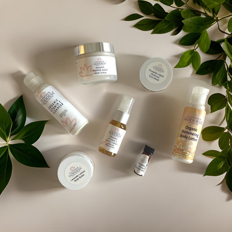 Organic Vitamin C Radiance Deluxe Sample Kit | 7-Piece Brightening Set